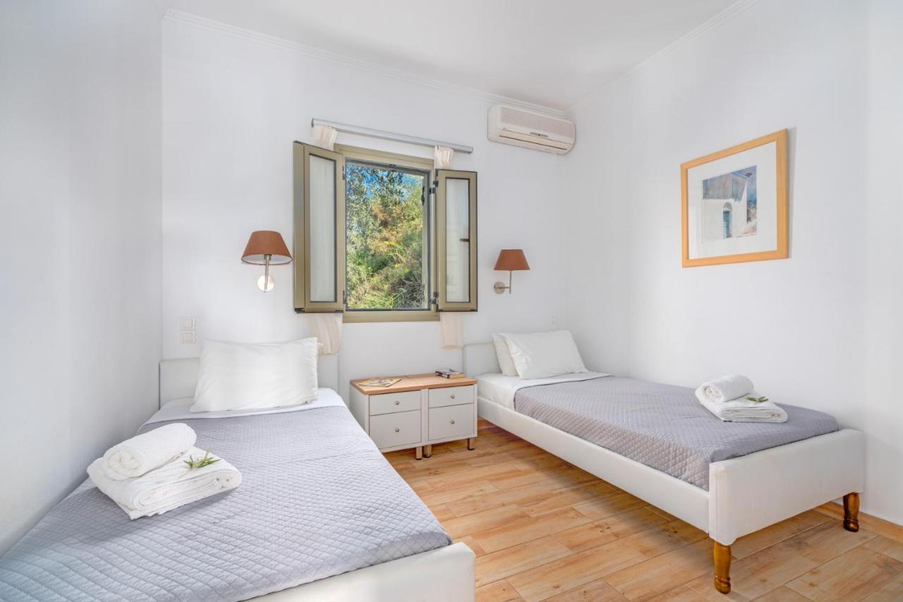 Kosyforema Villas 지아로바 외부 사진